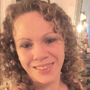 Meet your Posher, Lynne